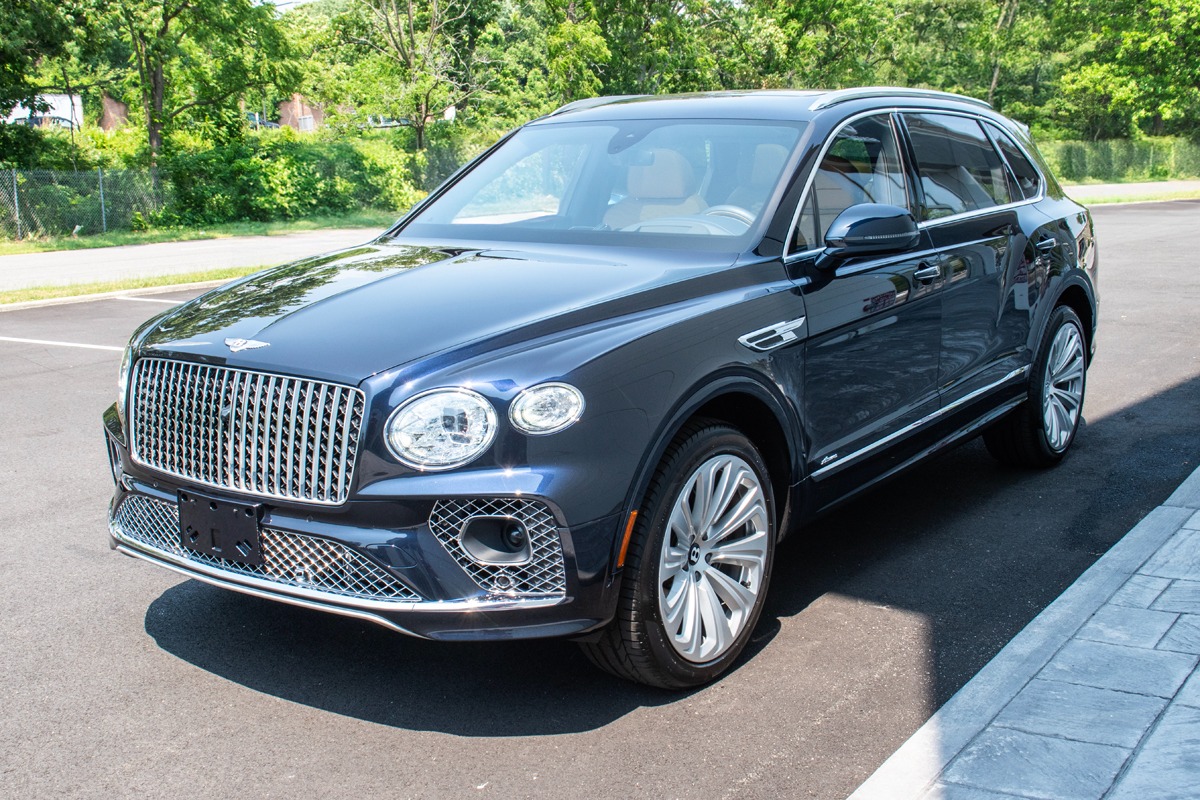 2023 Bentley Bentayga Image 27