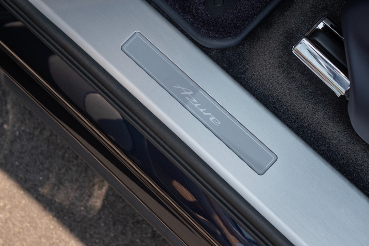2023 Bentley Bentayga Image 38