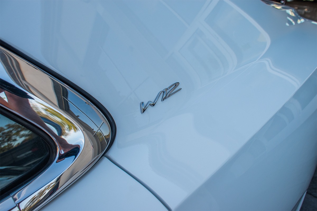 2018 Bentley Flying Spur Image 16