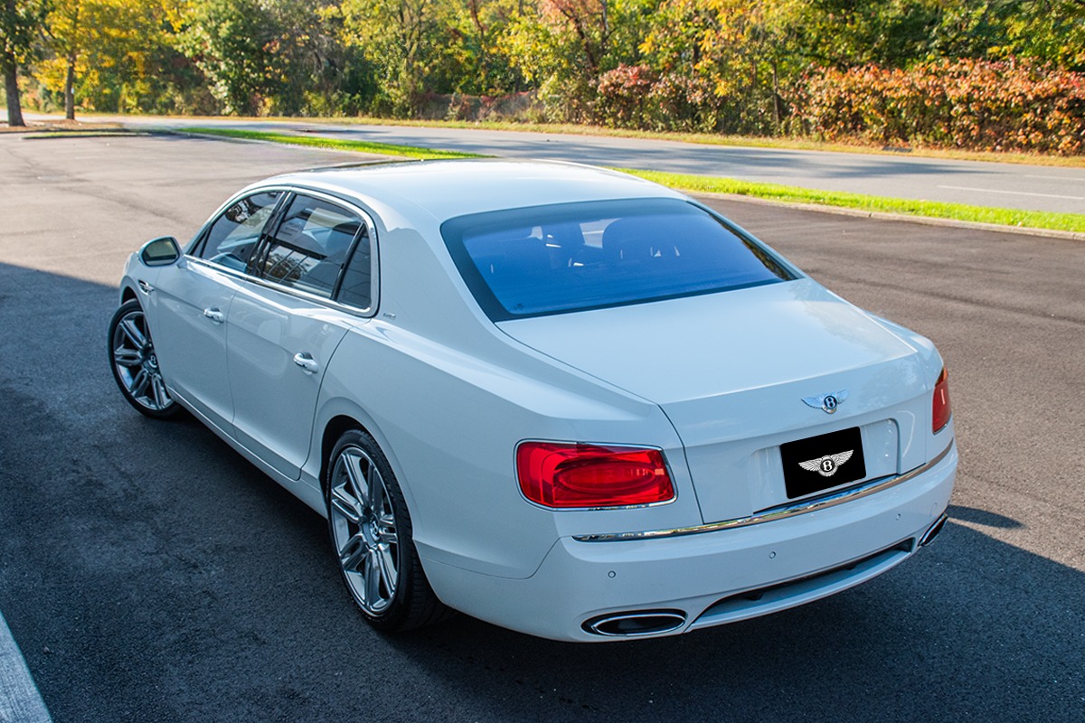 2018 Bentley Flying Spur Image 18