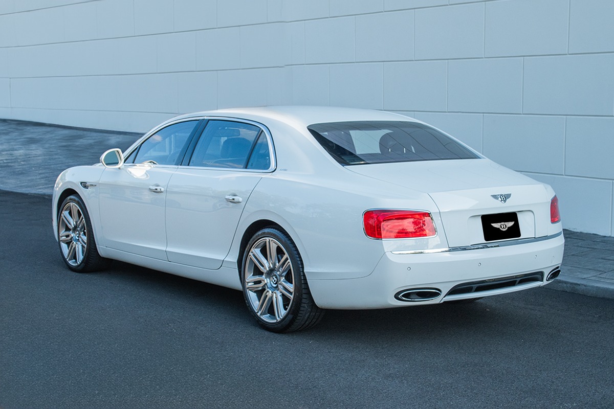 2018 Bentley Flying Spur Image 4