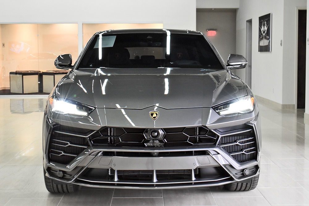 2021 Lamborghini Urus Image 11