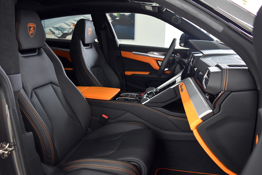 2021 Lamborghini Urus Image 5