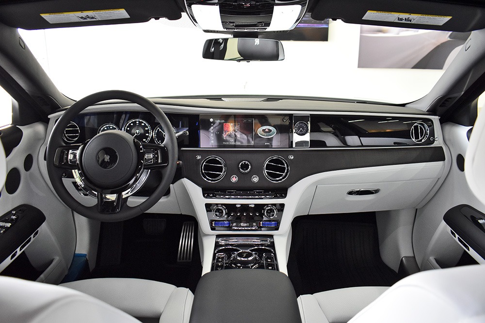 2023 Rolls-Royce Ghost Image 10