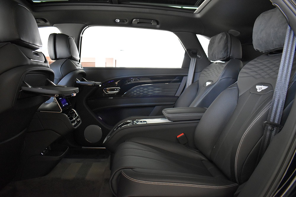 2023 Bentley Bentayga EWB Image 11