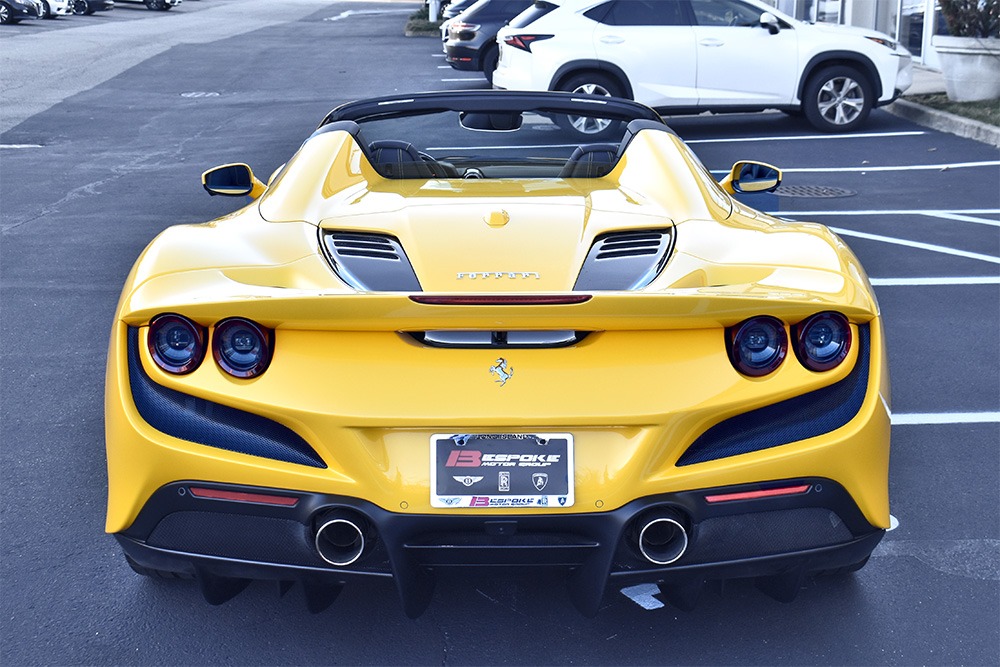 2021 Ferrari F8 Spider Image 11
