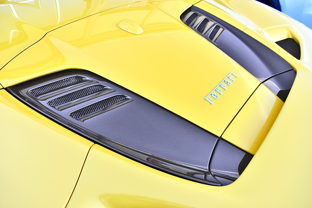 2021 Ferrari F8 Spider Image 14