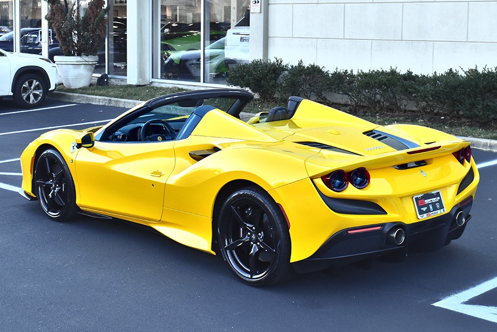 2021 Ferrari F8 Spider Image 3