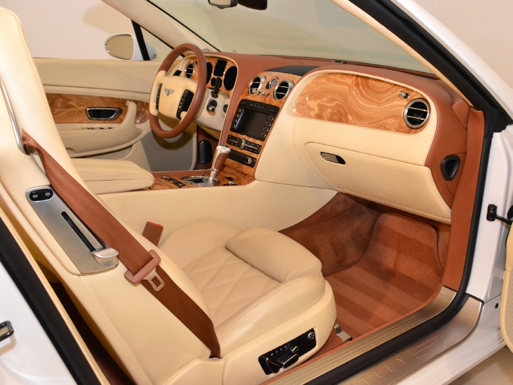 2008 Bentley Continental GT Convertible Image 24