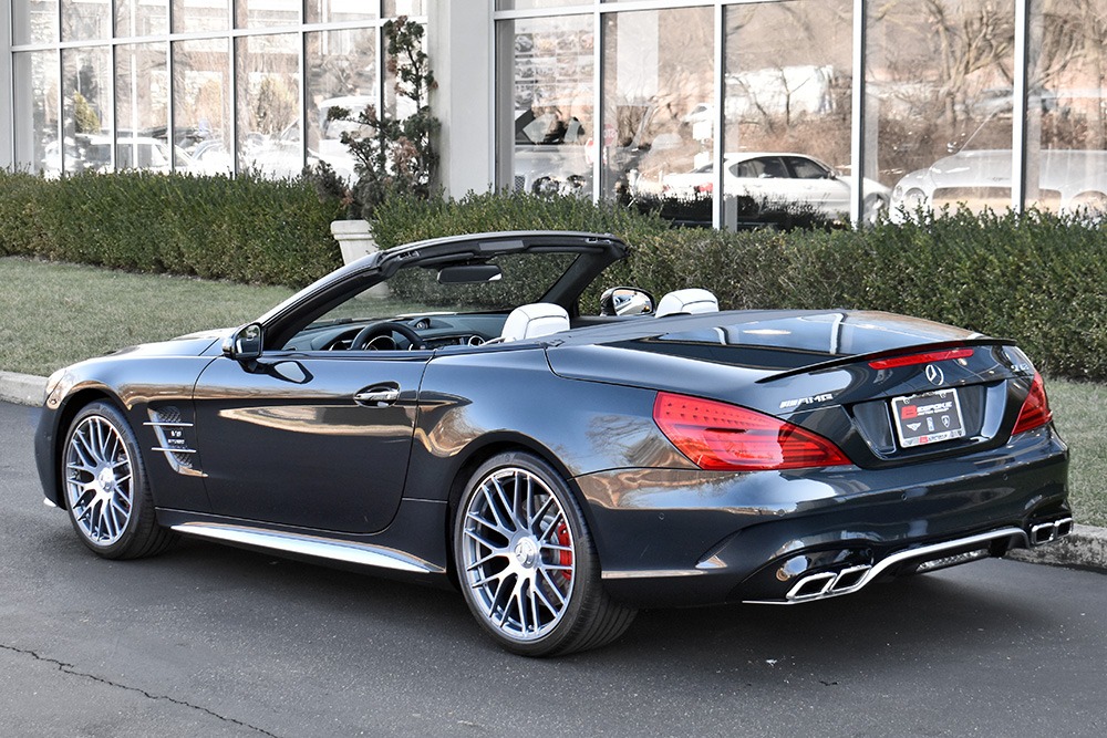 2017 Mercedes-Benz SL-Class Image 2