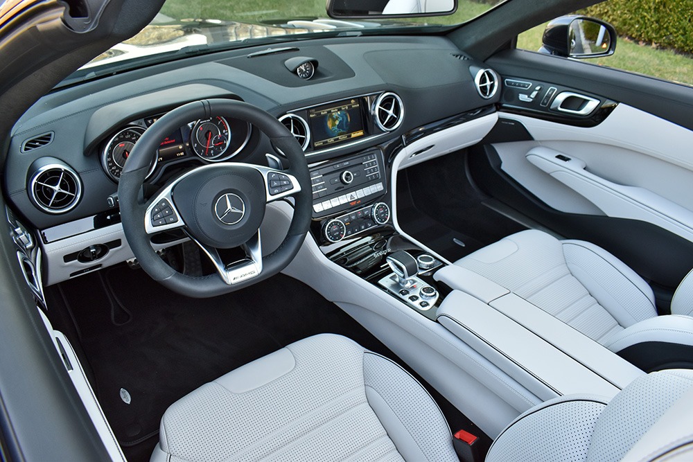 2017 Mercedes-Benz SL-Class Image 3