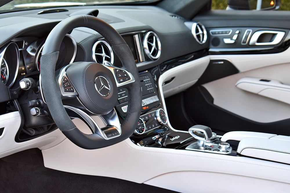 2017 Mercedes-Benz SL-Class Image 7