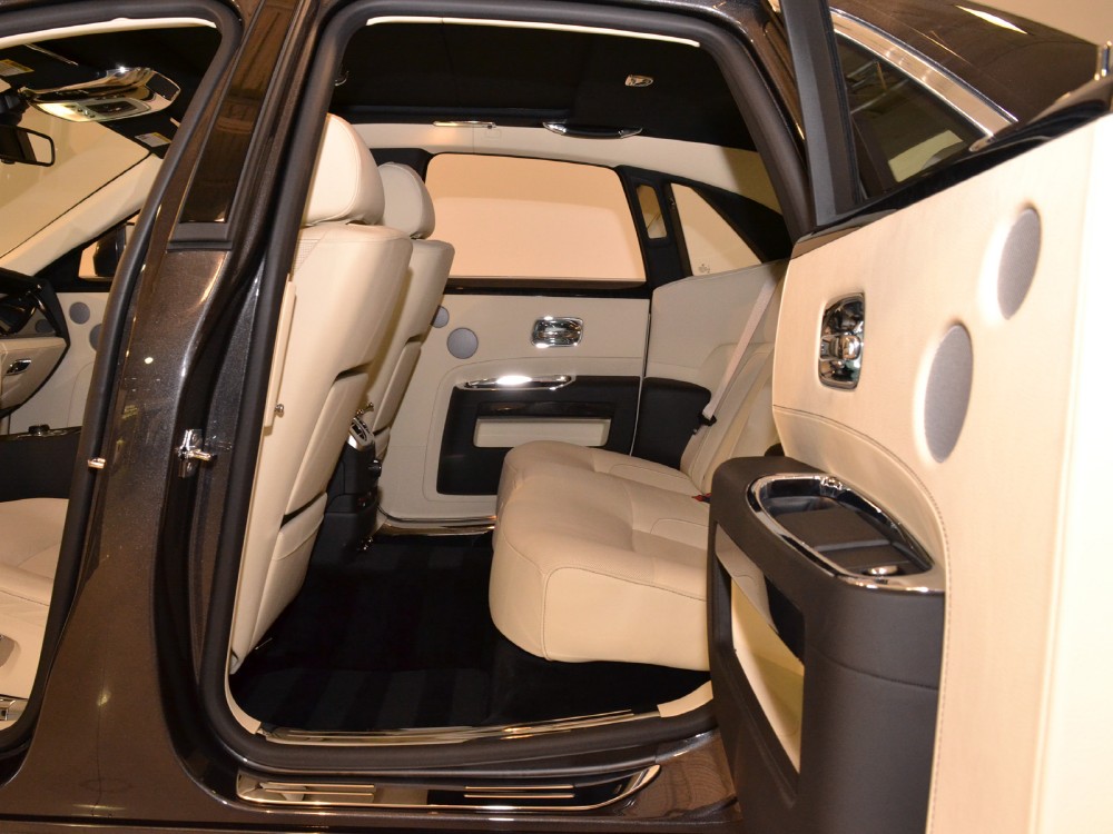 2012 Rolls-Royce Ghost Image 19
