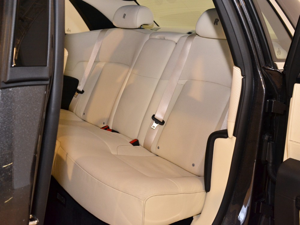 2012 Rolls-Royce Ghost Image 20
