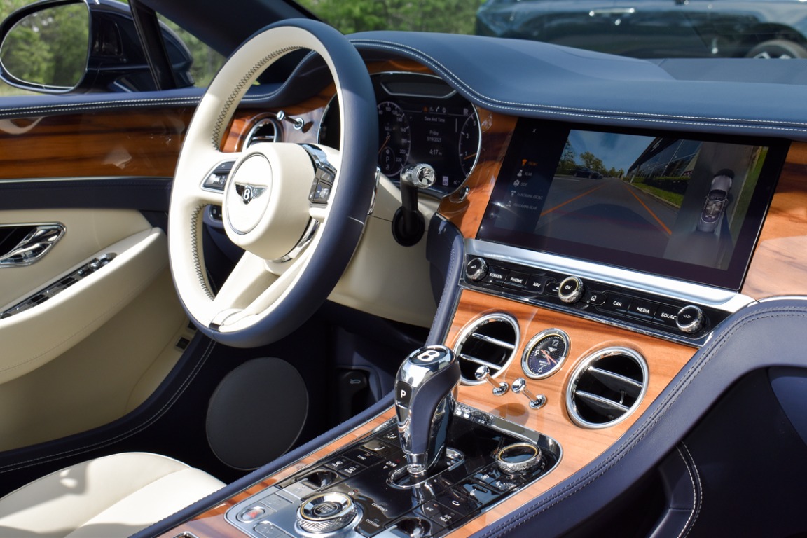 2023 Bentley Continental GTC Image 9