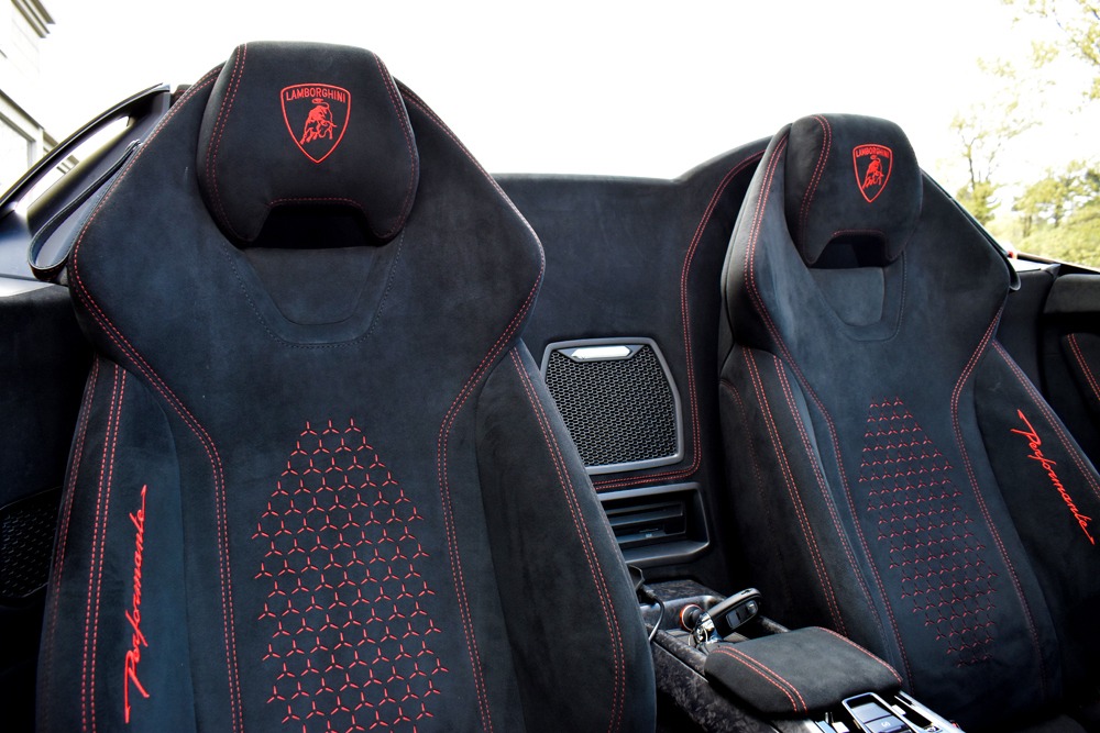 2018 Lamborghini Huracan Image 13