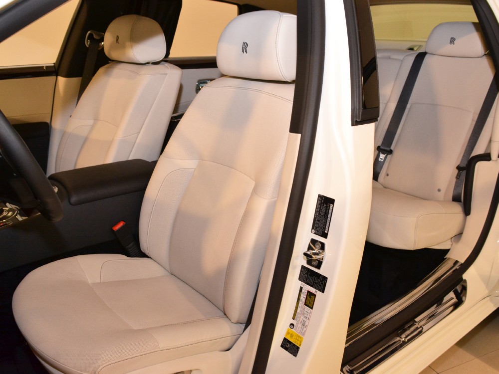 2012 Rolls-Royce Ghost EWB Image 14