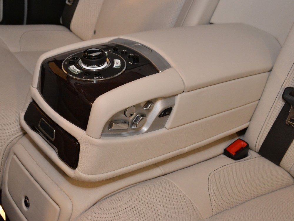 2012 Rolls-Royce Ghost EWB Image 22