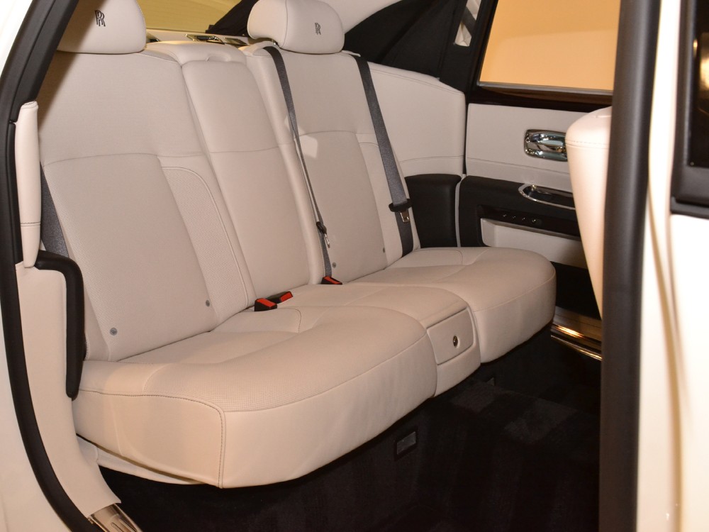 2012 Rolls-Royce Ghost EWB Image 24