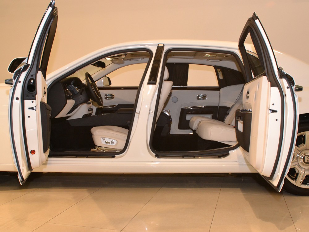2012 Rolls-Royce Ghost EWB Image 26