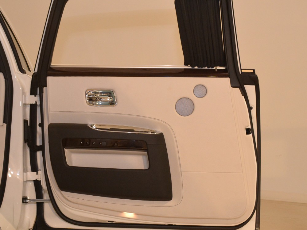 2012 Rolls-Royce Ghost EWB Image 32
