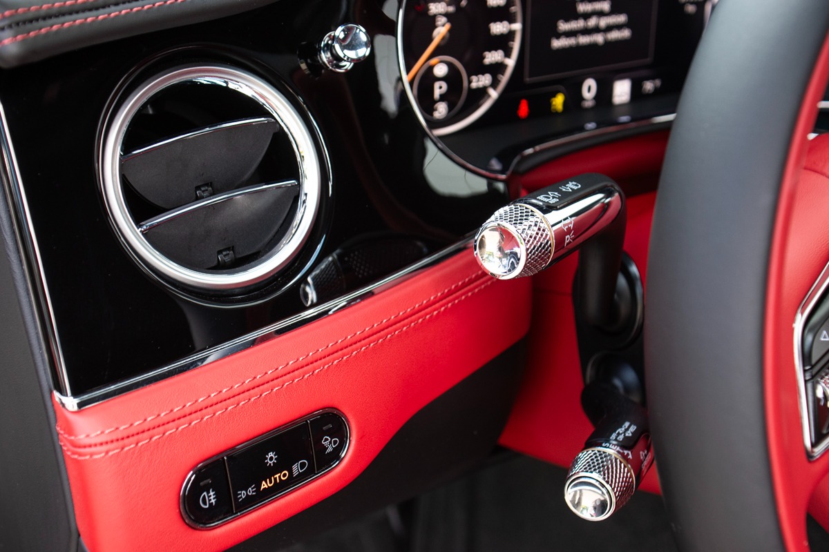 2023 Bentley Continental GT V8 Image 17