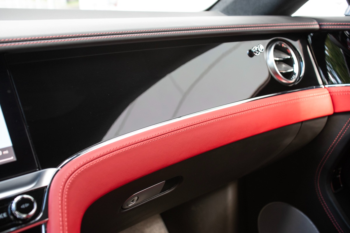 2023 Bentley Continental GT V8 Image 23