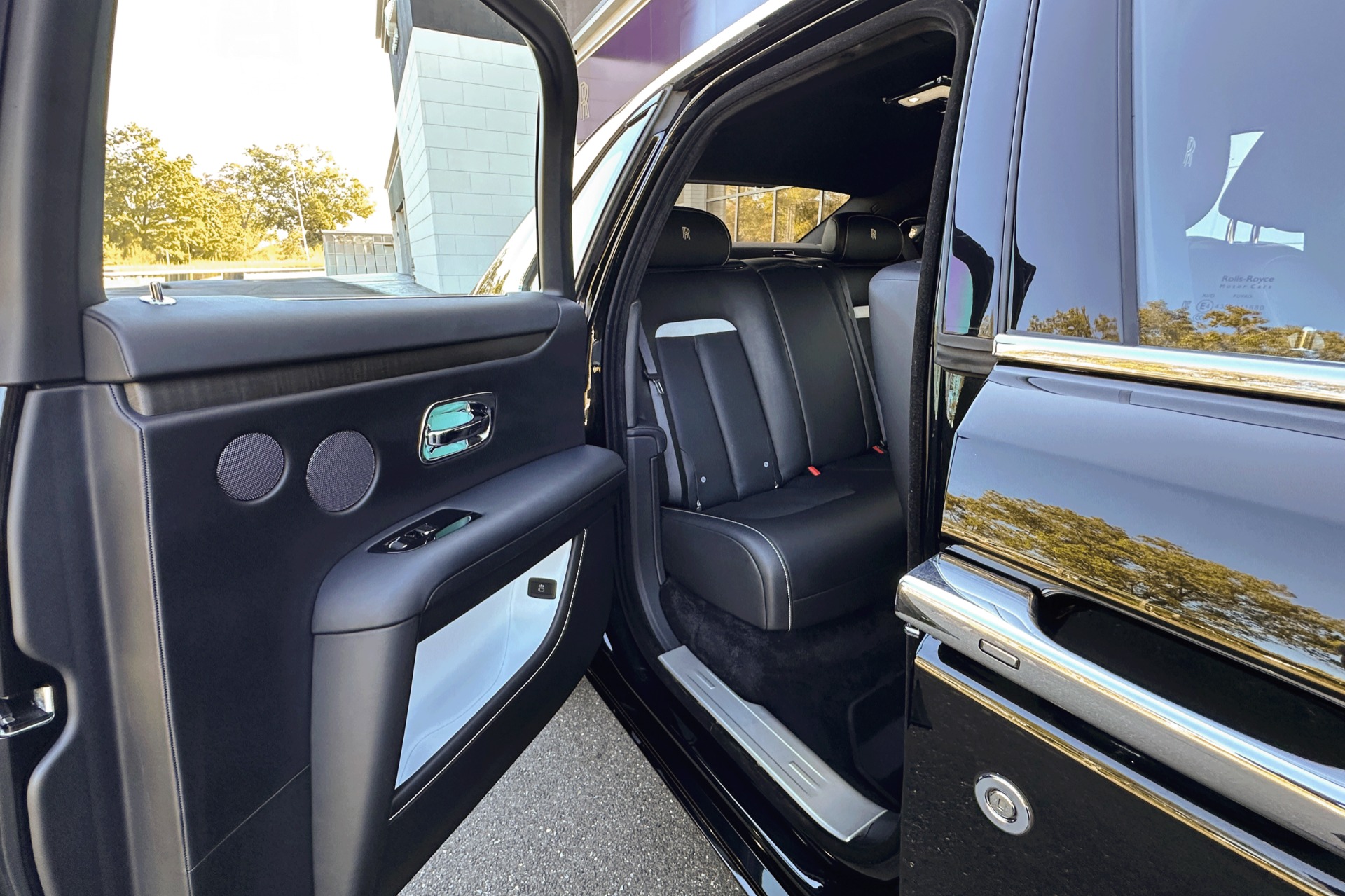 2023 Rolls-Royce Ghost Image 16