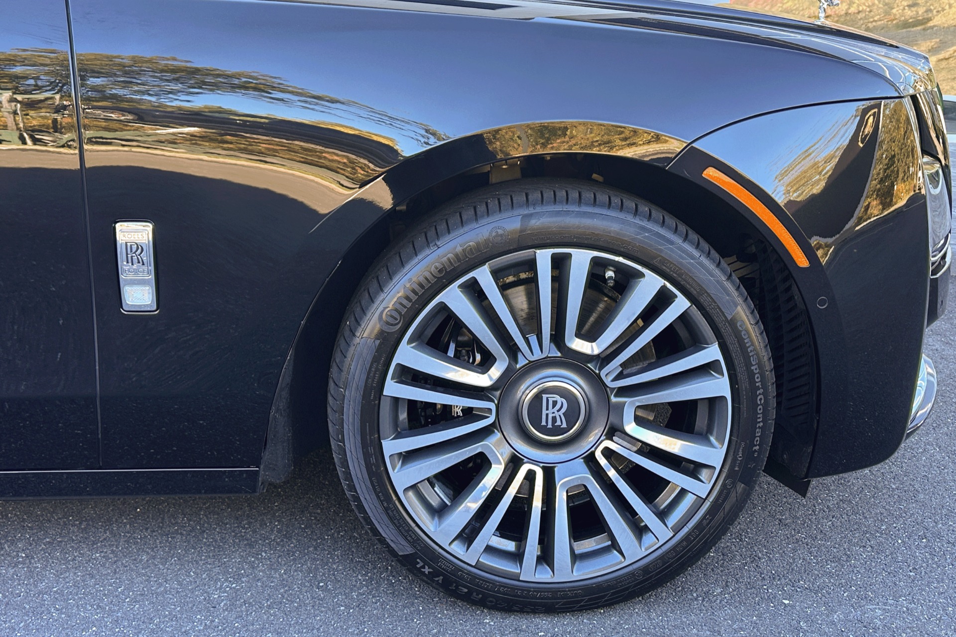 2023 Rolls-Royce Ghost Image 23