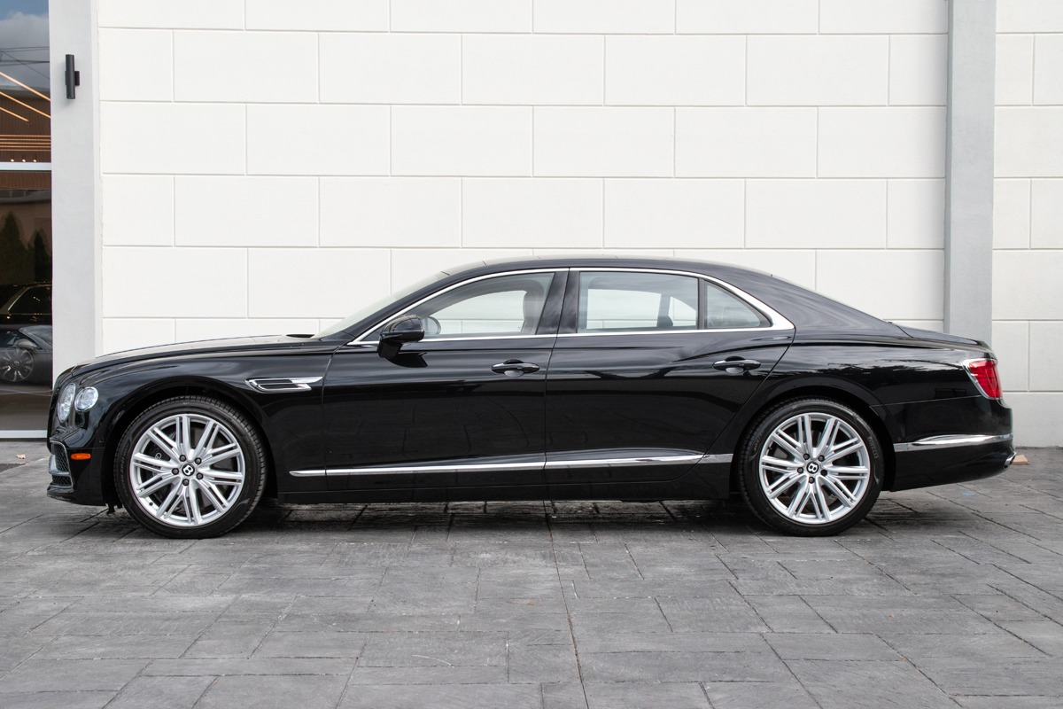 2023 Bentley Flying Spur V8 Image 15