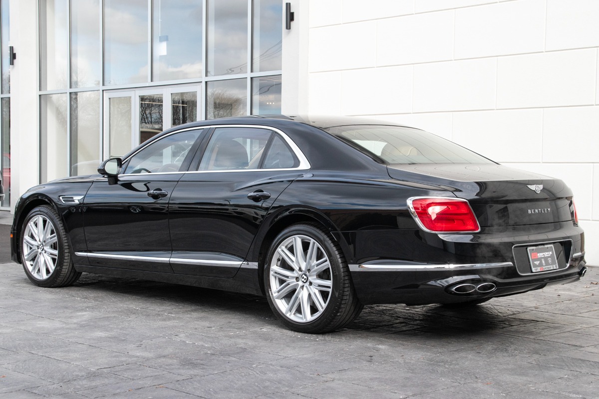 2023 Bentley Flying Spur V8 Image 16