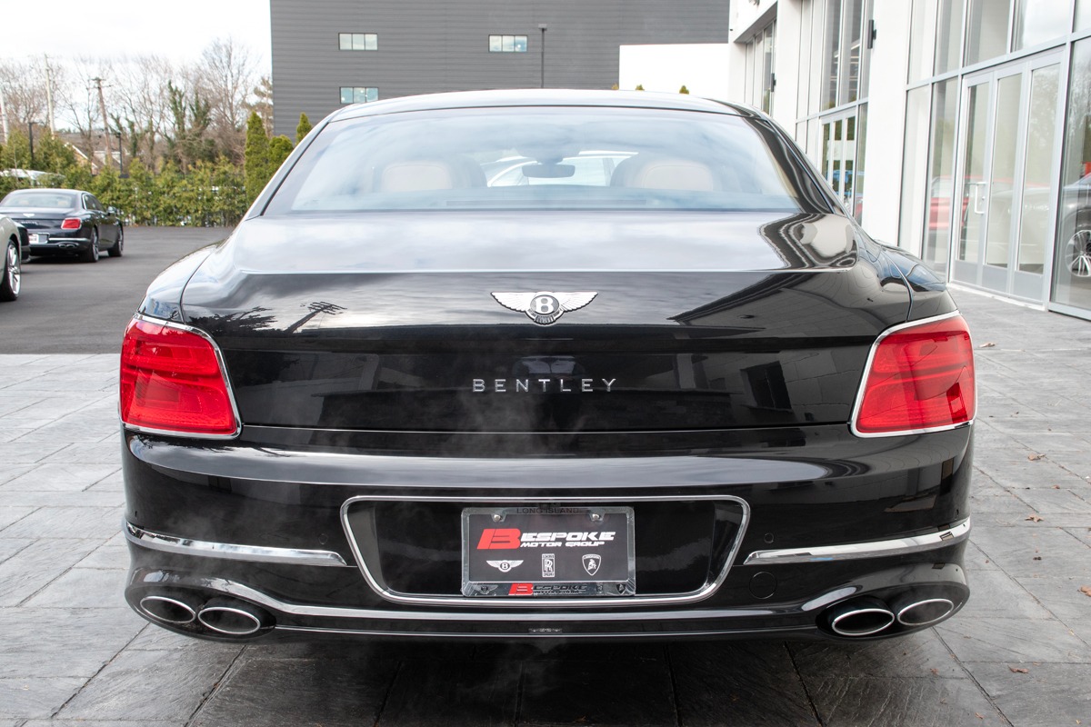 2023 Bentley Flying Spur V8 Image 17