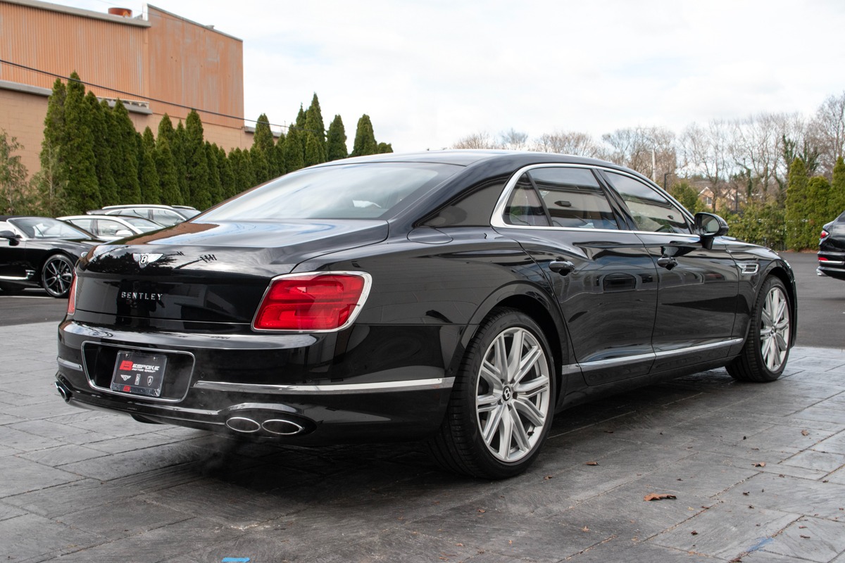 2023 Bentley Flying Spur V8 Image 18