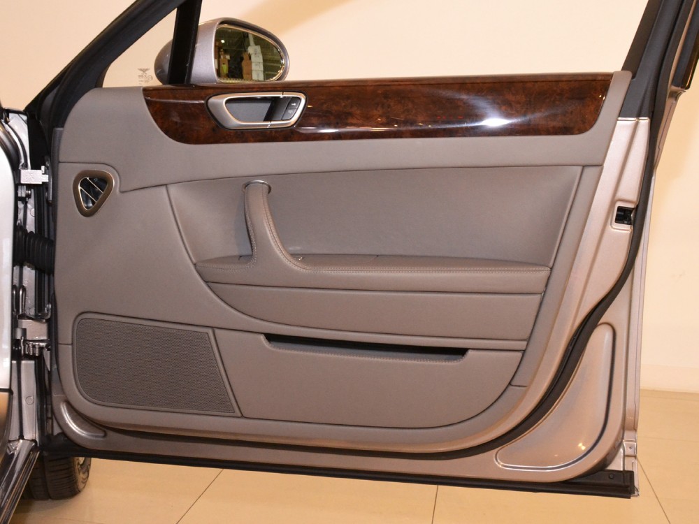 2006 Bentley Continental Flying Spur Image 24