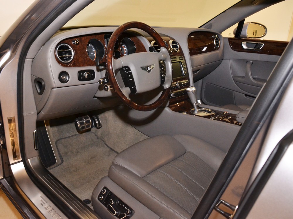 2006 Bentley Continental Flying Spur Image 3