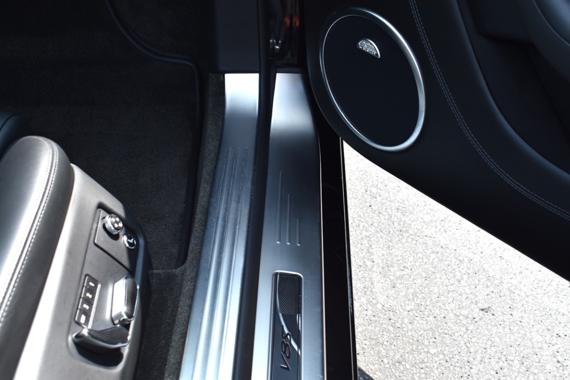 2016 Bentley Continental Image 13
