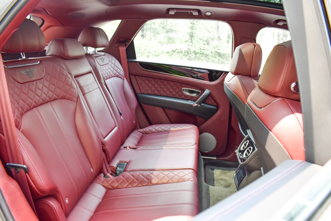 2019 Bentley Bentayga Image 10