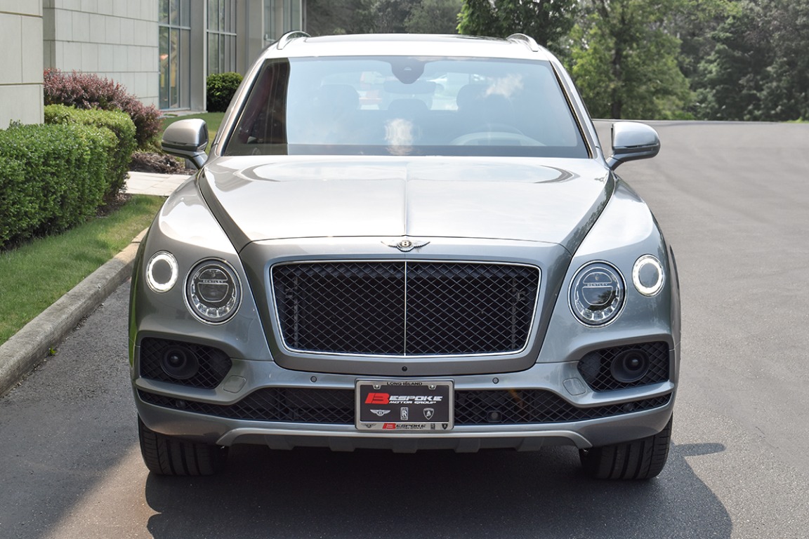 2019 Bentley Bentayga Image 8