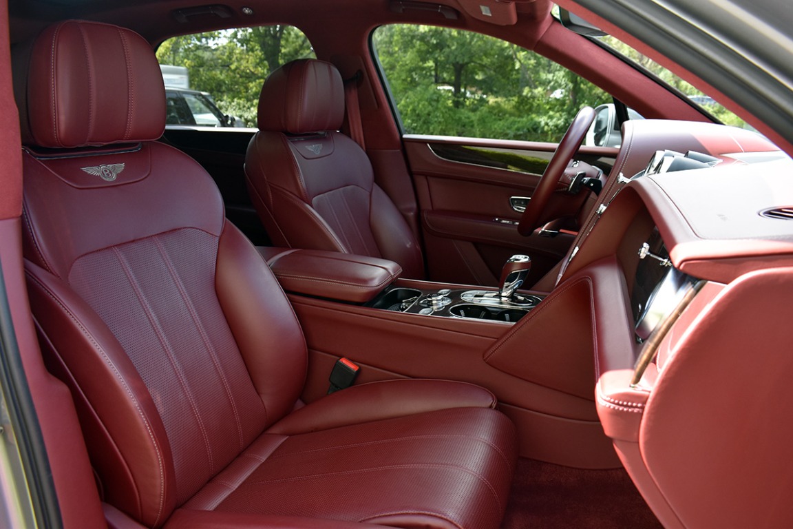 2019 Bentley Bentayga Image 6