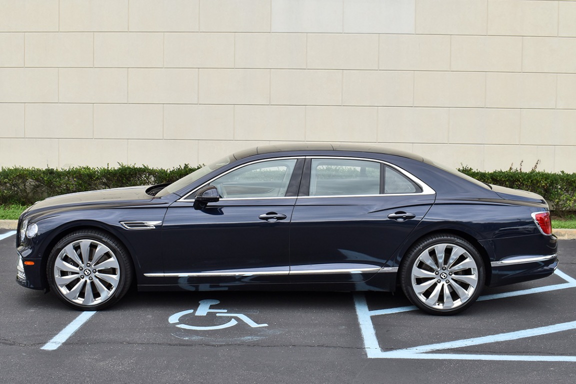 2020 Bentley Flying Spur Image 3