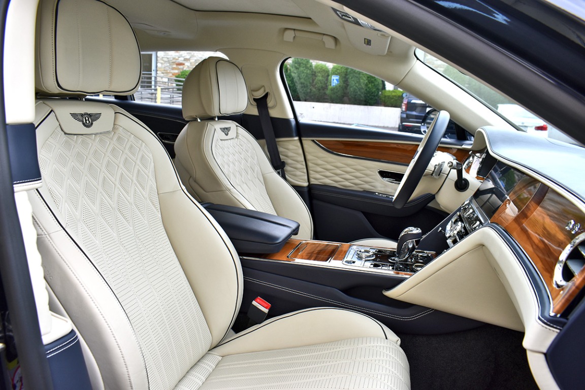 2020 Bentley Flying Spur Image 6