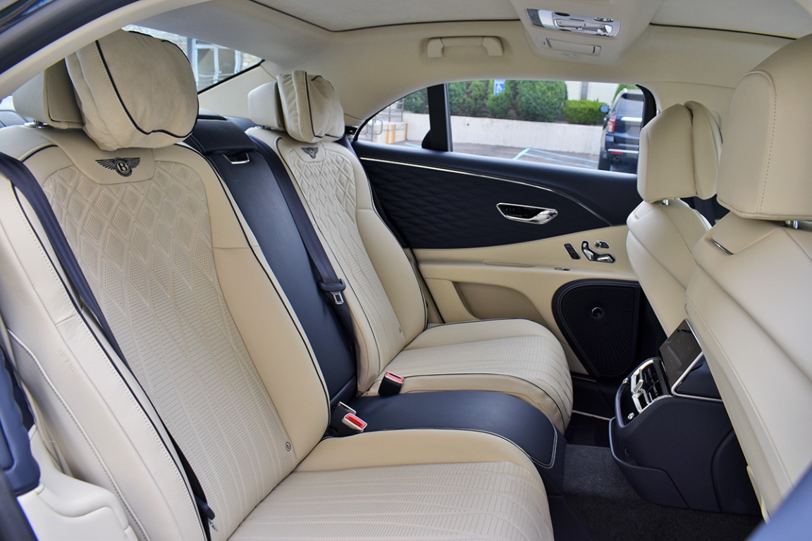 2020 Bentley Flying Spur Image 8