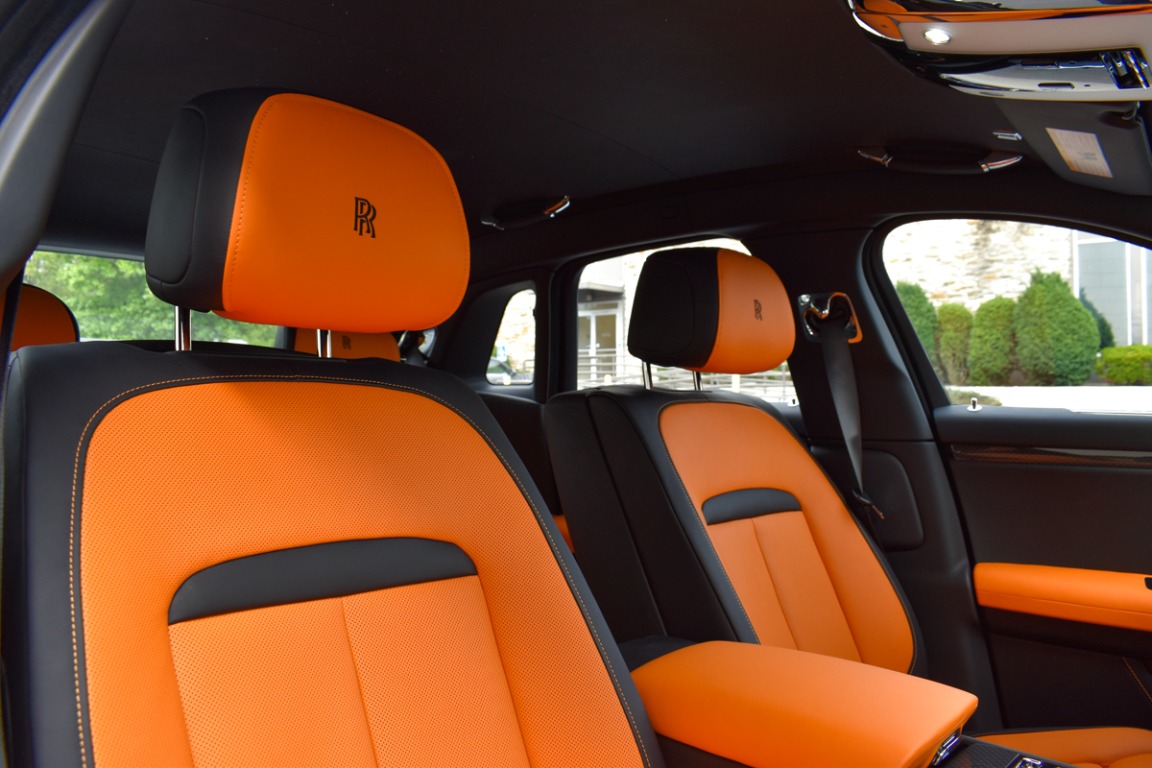 2022 Rolls-Royce Black Badge Ghost Image 10