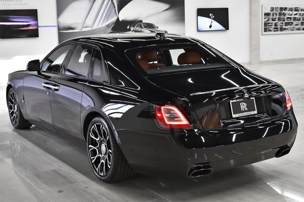 2022 Rolls-Royce Black Badge Ghost Image 2