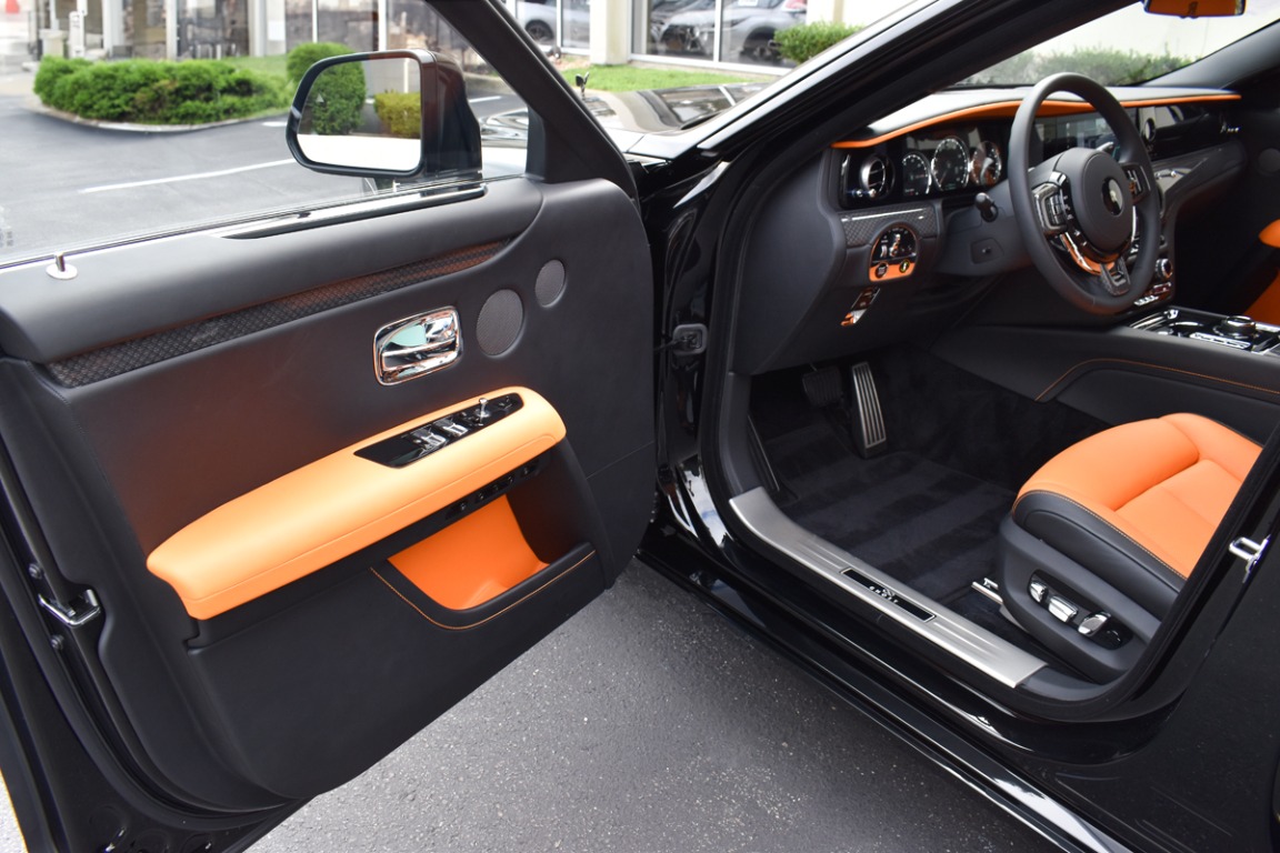 2022 Rolls-Royce Black Badge Ghost Image 4