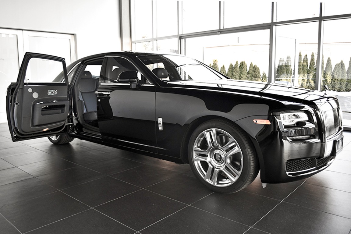 2017 Rolls-Royce Ghost Image 15
