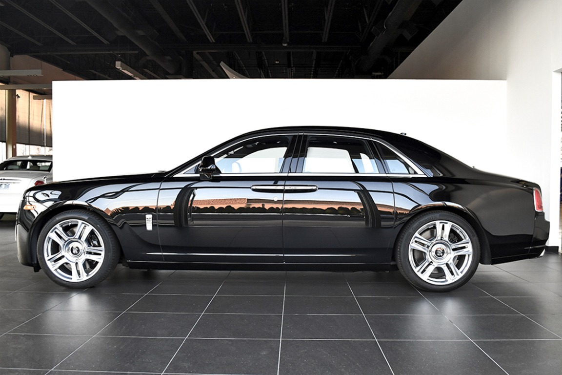2017 Rolls-Royce Ghost Image 3