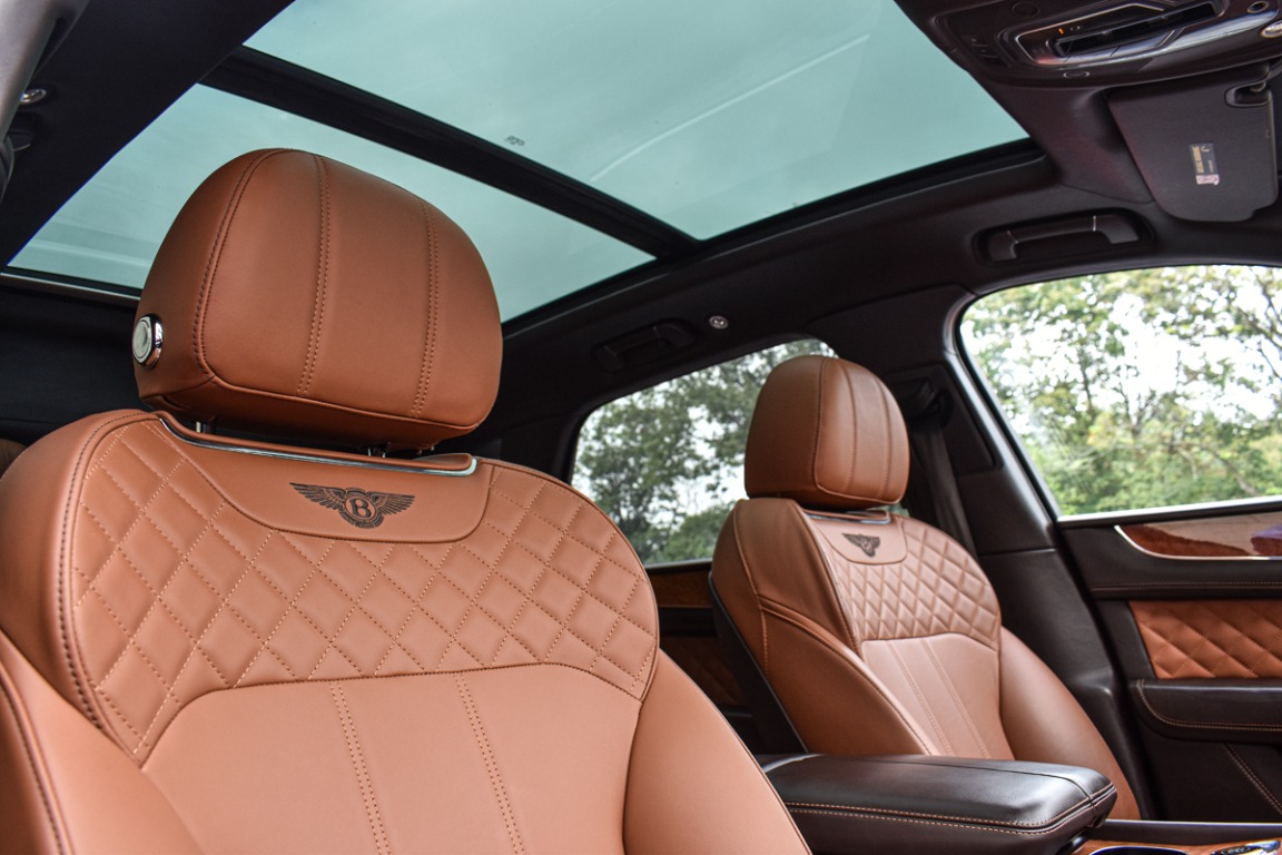 2017 Bentley Bentayga Image 7