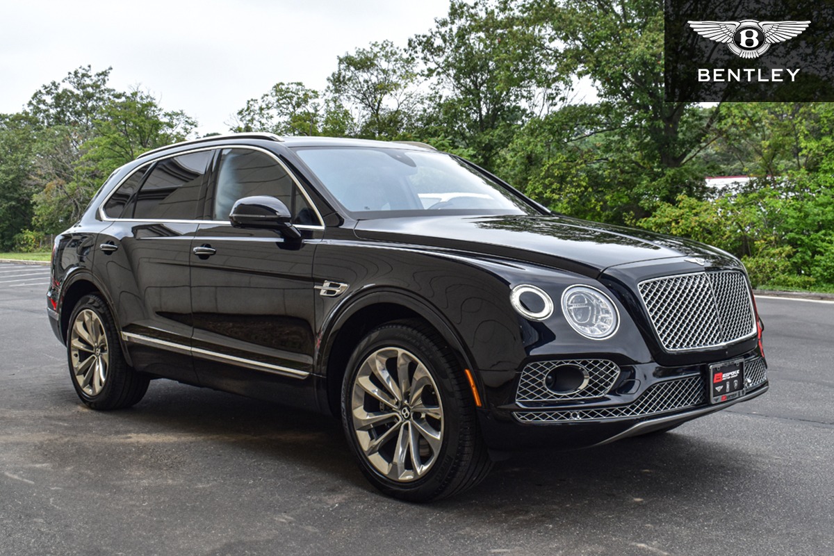 2017 Bentley Bentayga Image 1