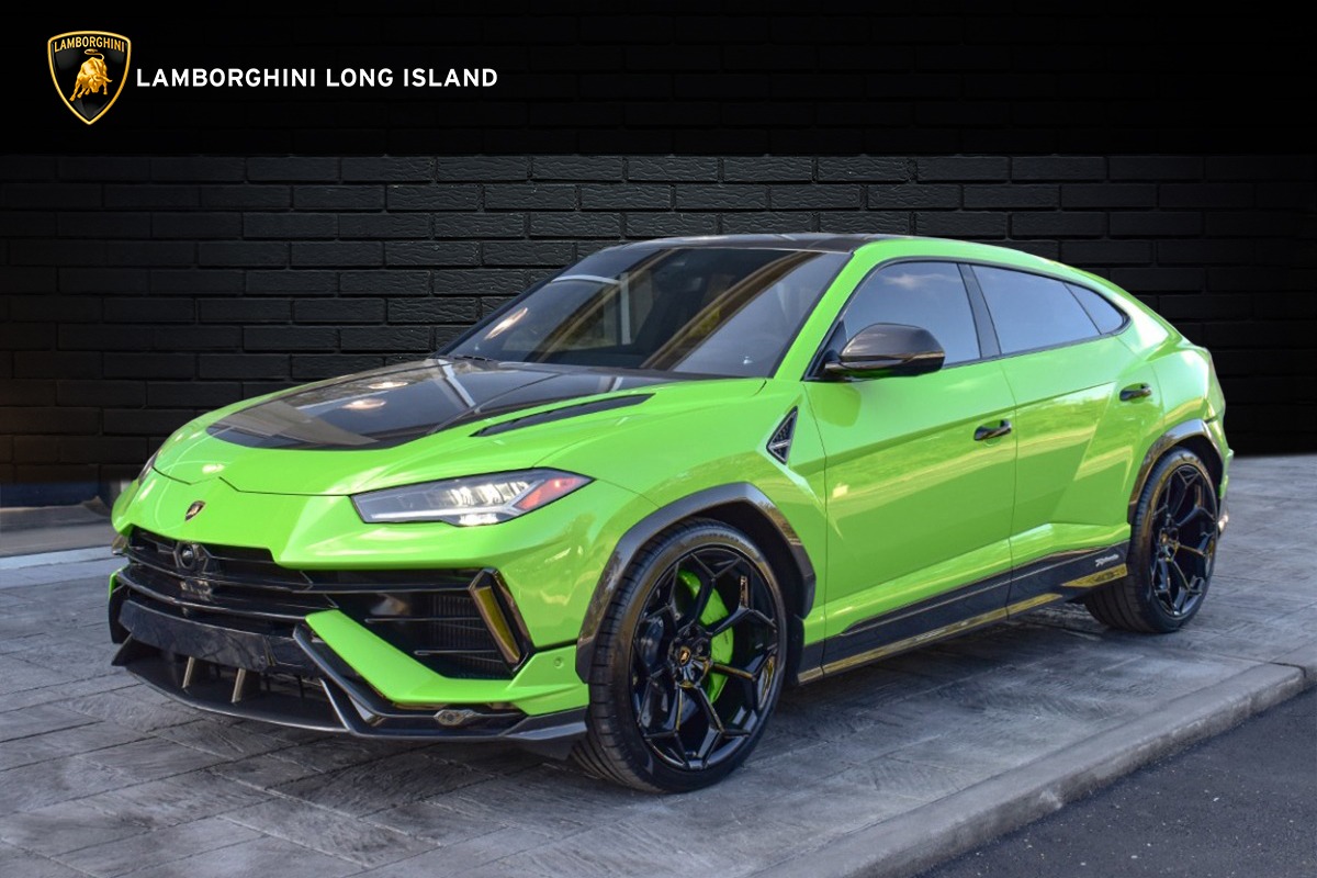2023 Lamborghini Urus Image 1